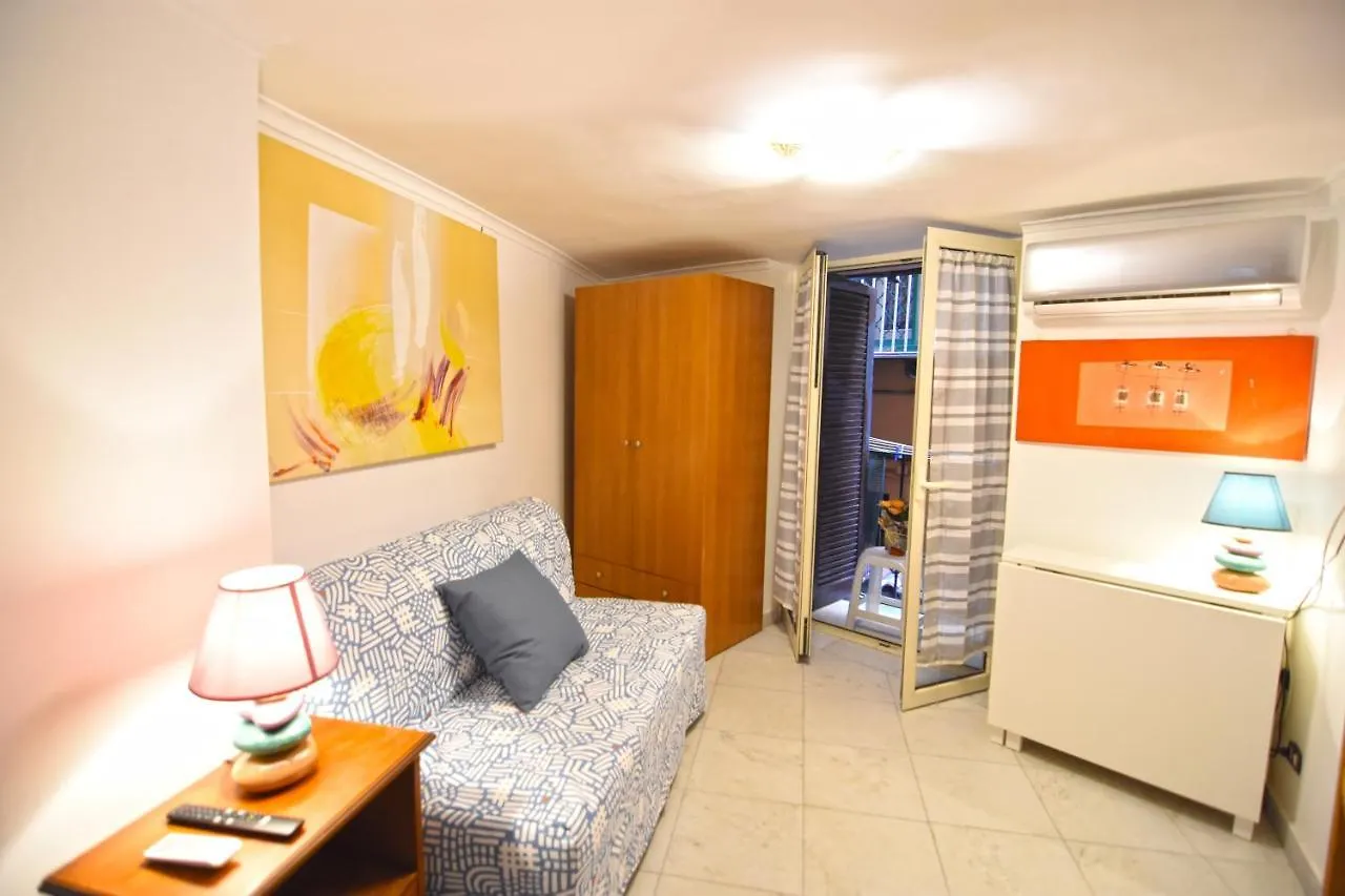 Lilliput Apartment Napoli